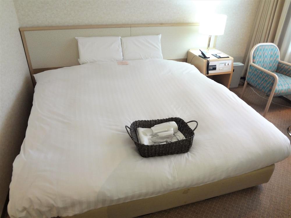 Toyama Chitetsu Hotel المظهر الخارجي الصورة